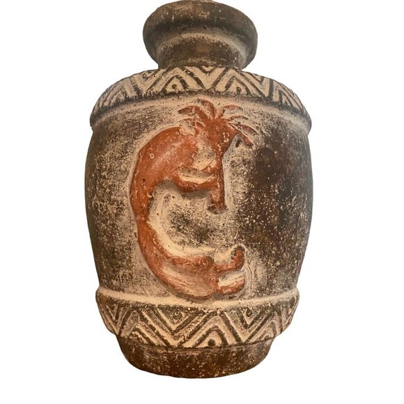 Aged Terrocotta Pottery Aztec Mayan Vase Raised Figure, Rare, unglazed